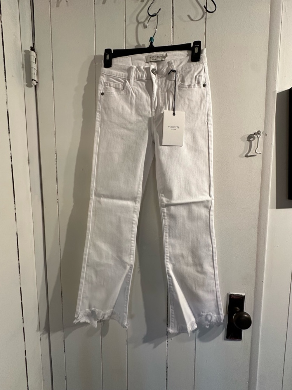 Anthropologie NWT Hidden White Jeans Frayed Hem Women's Jeans